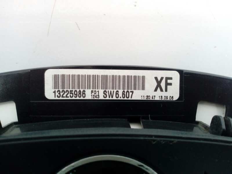 Recambio de cuadro instrumentos para opel astra h berlina cosmo referencia OEM IAM 13225986  E3-A5-17-1