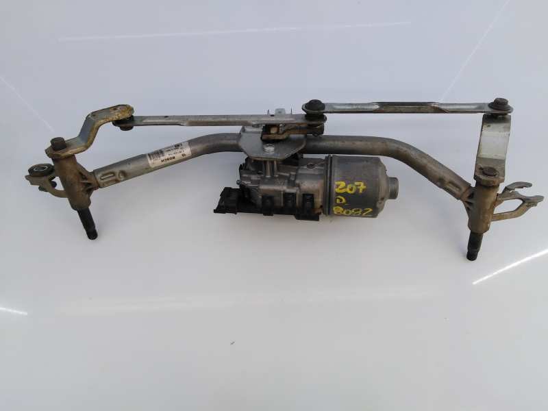 Recambio de motor limpia delantero para peugeot 207 confort referencia OEM IAM 0390241540 3397020769 E1-A4-28-1