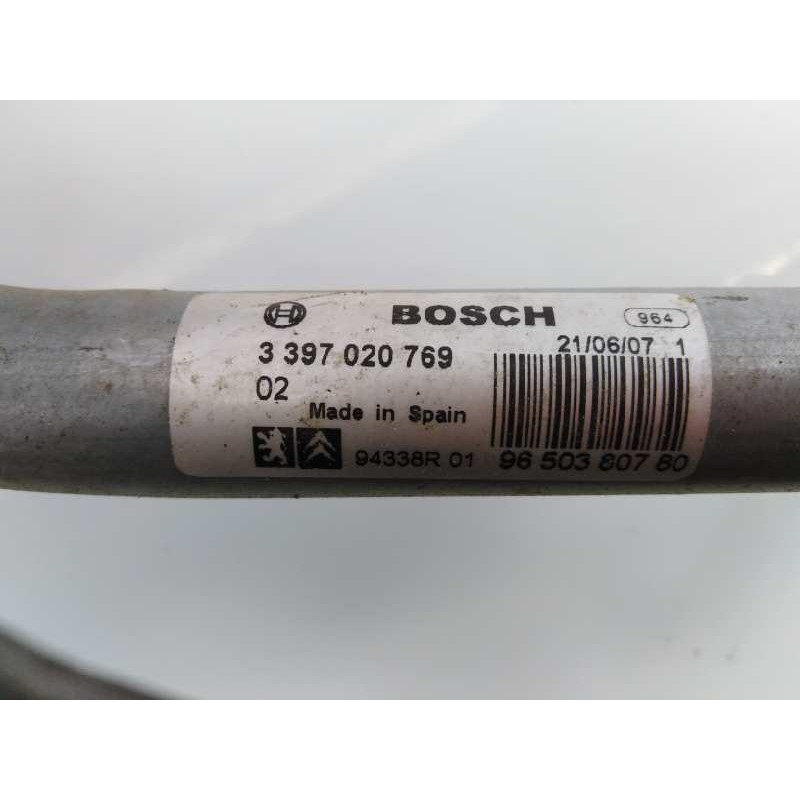 Recambio de motor limpia delantero para peugeot 207 confort referencia OEM IAM 0390241540 3397020769 E1-A4-28-1