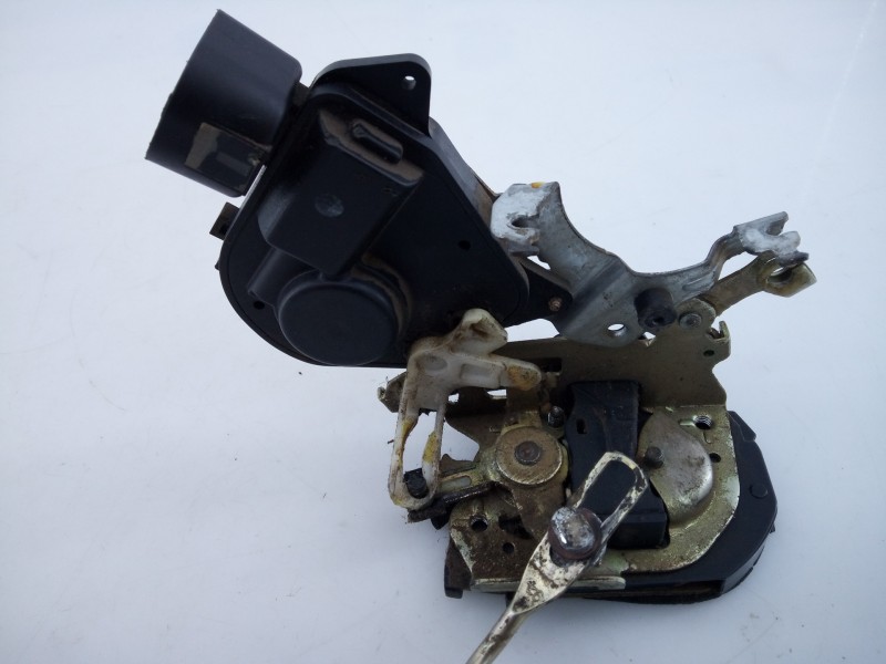 Recambio de cerradura puerta trasera izquierda para toyota rav 4 (a2) 1.8 luna referencia OEM IAM   E2-B4-25-1