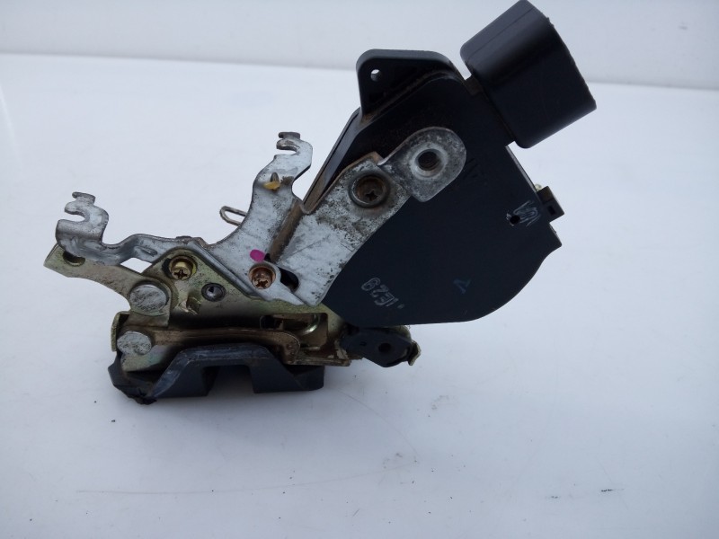 Recambio de cerradura puerta trasera izquierda para toyota rav 4 (a2) 1.8 luna referencia OEM IAM   E2-B4-25-1