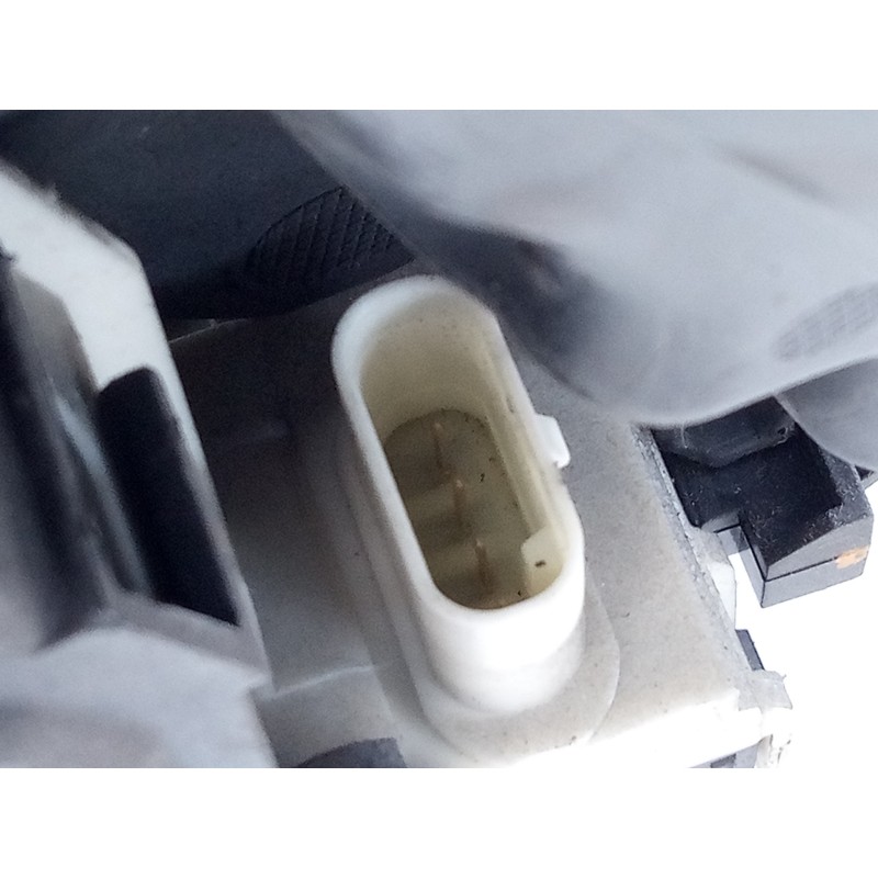 Recambio de cerradura puerta trasera derecha para mercedes-benz clase cla (w117) cla 200 cdi (117.308) referencia OEM IAM A09973