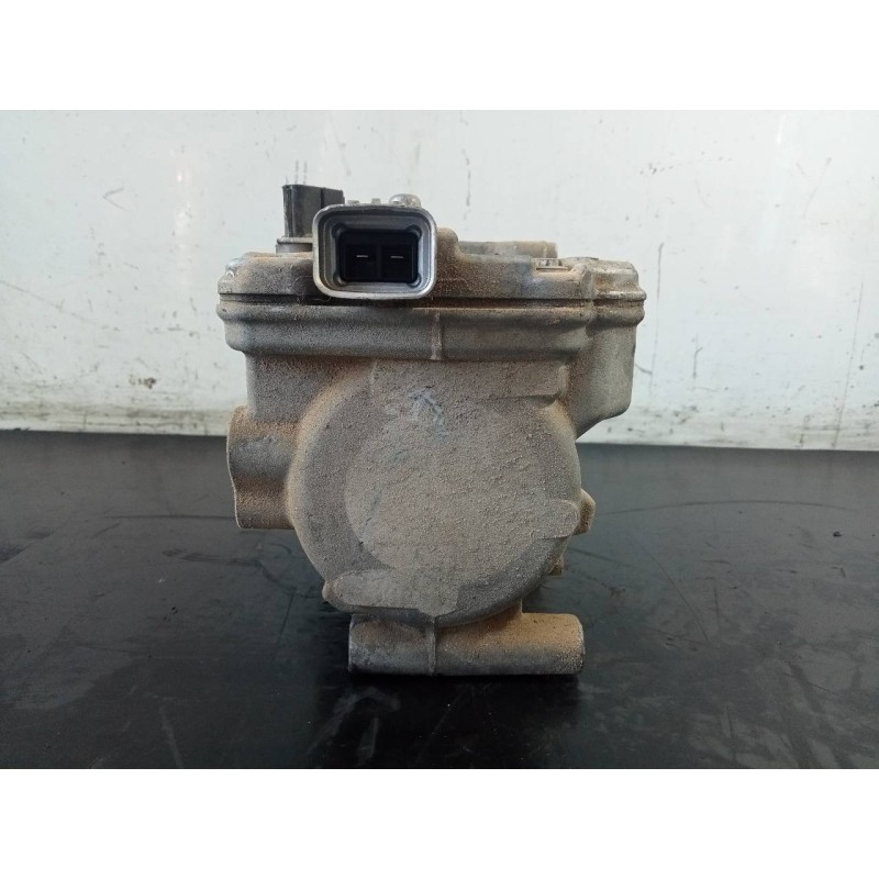 Recambio de compresor aire acondicionado para toyota auris hybrid advance referencia OEM IAM 0422000421  P3-A3-4-1
