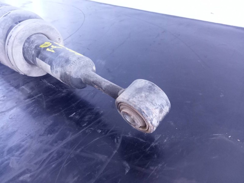 Recambio de amortiguador delantero izquierdo para toyota land cruiser (j15) gx referencia OEM IAM 4851060271  P1-B3-8