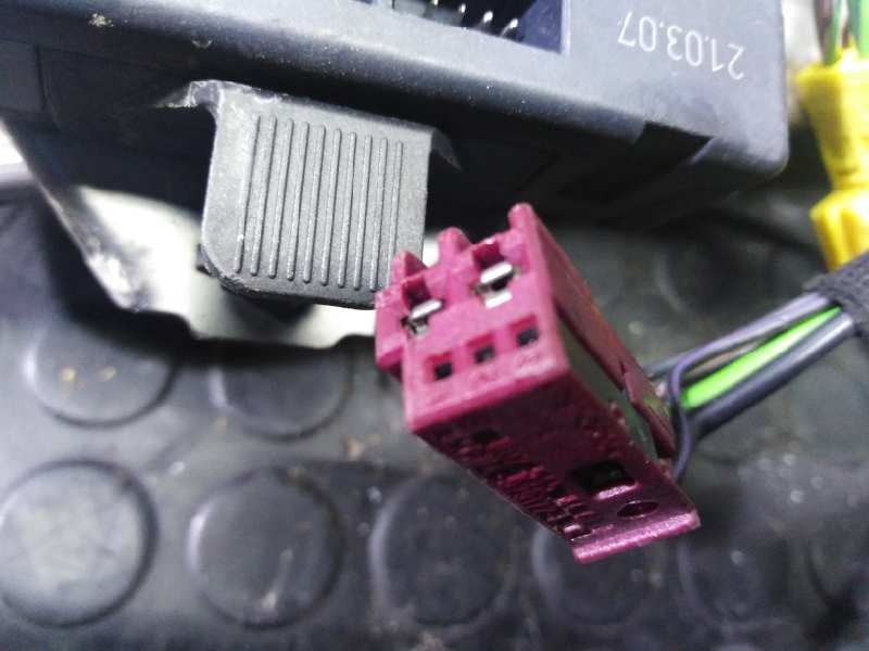 Recambio de elevalunas delantero derecho para mercedes-benz clase c (w204) berlina c 220 cdi (204.008) referencia OEM IAM A20482