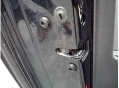 CERRADURA PUERTA TRASERA IZQUIERDA 