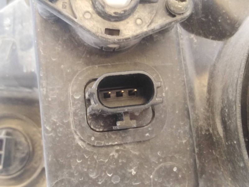 Recambio de faro derecho para nissan x-trail (t30) comfort referencia OEM IAM   E1-A3- 12-2