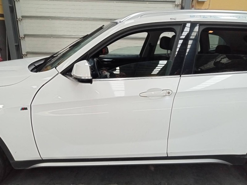 Recambio de puerta delantera izquierda para bmw x1 (e84) sdrive 18d referencia OEM IAM   
