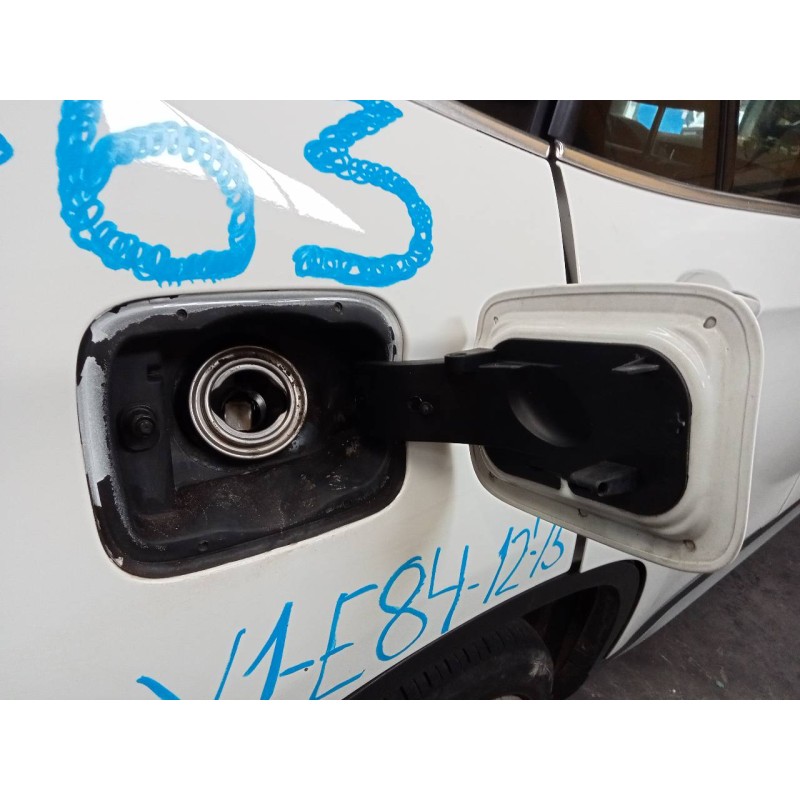 Recambio de tapa exterior combustible para bmw x1 (e84) sdrive 18d referencia OEM IAM   
