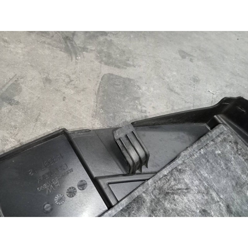 Recambio de tapa motor para bmw x1 (e84) sdrive 18d referencia OEM IAM   