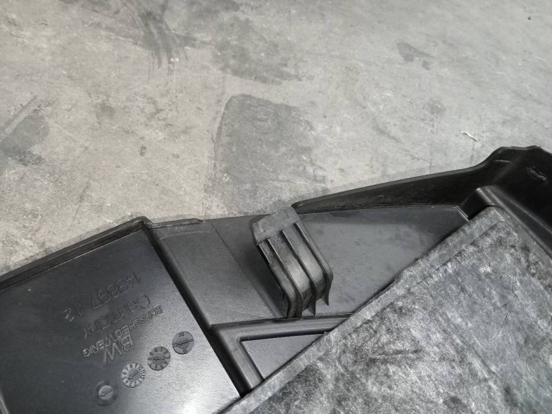 Recambio de tapa motor para bmw x1 (e84) sdrive 18d referencia OEM IAM   