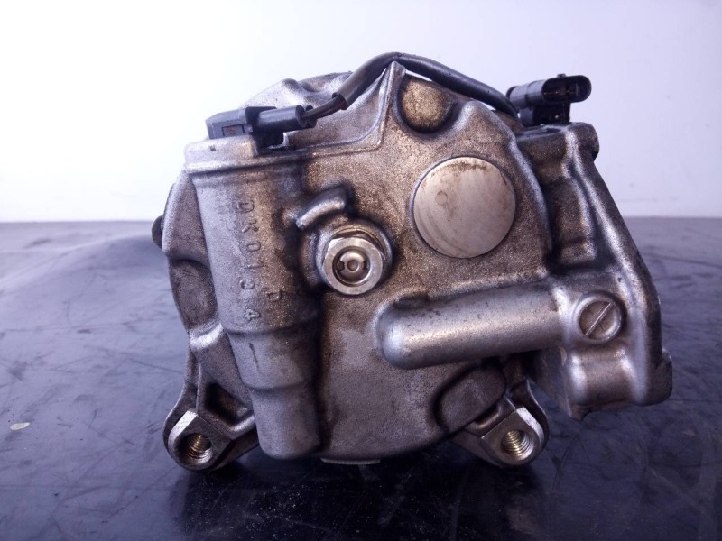 Recambio de compresor aire acondicionado para bmw serie 1 lim. (f20/f21) 116d sport line referencia OEM IAM 4471608766 645292993