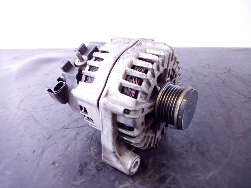 Recambio de alternador para bmw x1 (e84) sdrive 18d referencia OEM IAM 8507624 2608669F P3-B5-24-2