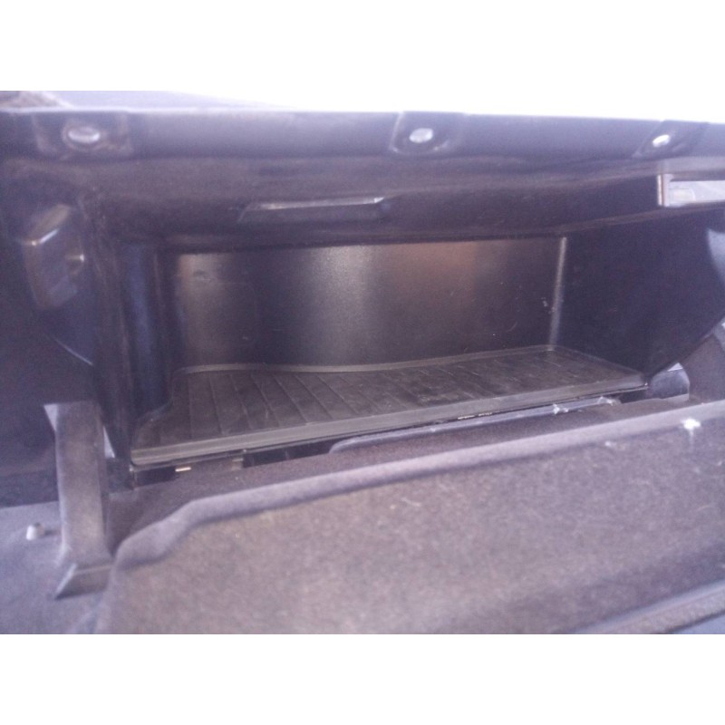 Recambio de guantera para bmw serie 1 lim. (f20/f21) 116d sport line referencia OEM IAM   P2-A2-4