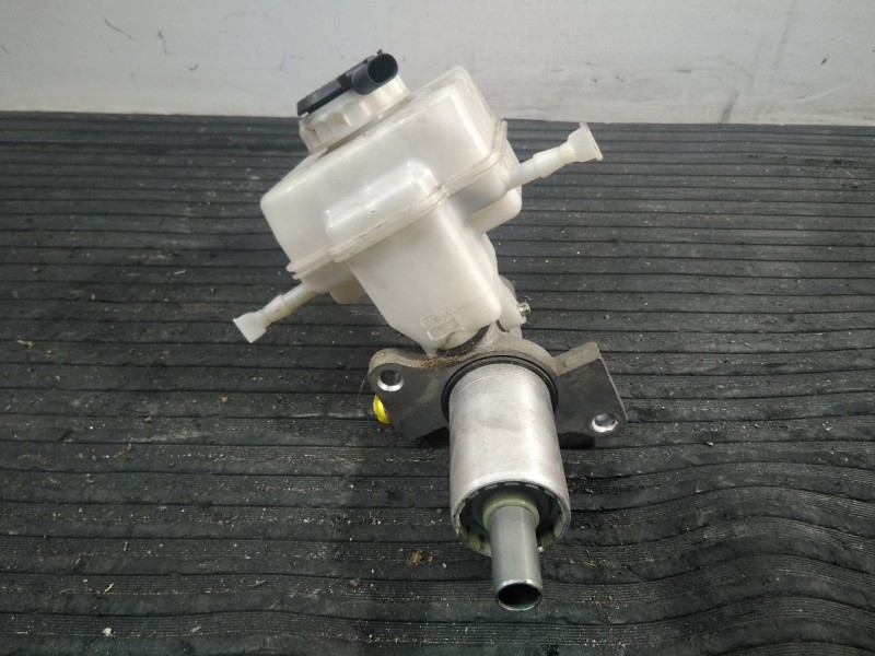 Recambio de bomba freno para bmw x5 (e70) xdrive40d referencia OEM IAM 32665504  P3-B9-13-1