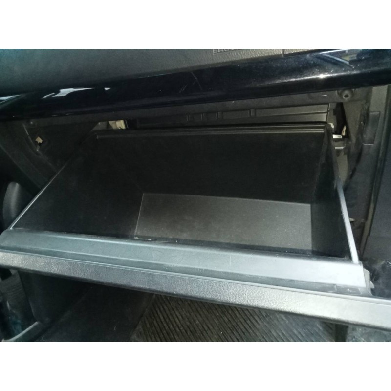Recambio de guantera para toyota land cruiser (j15) gx referencia OEM IAM   