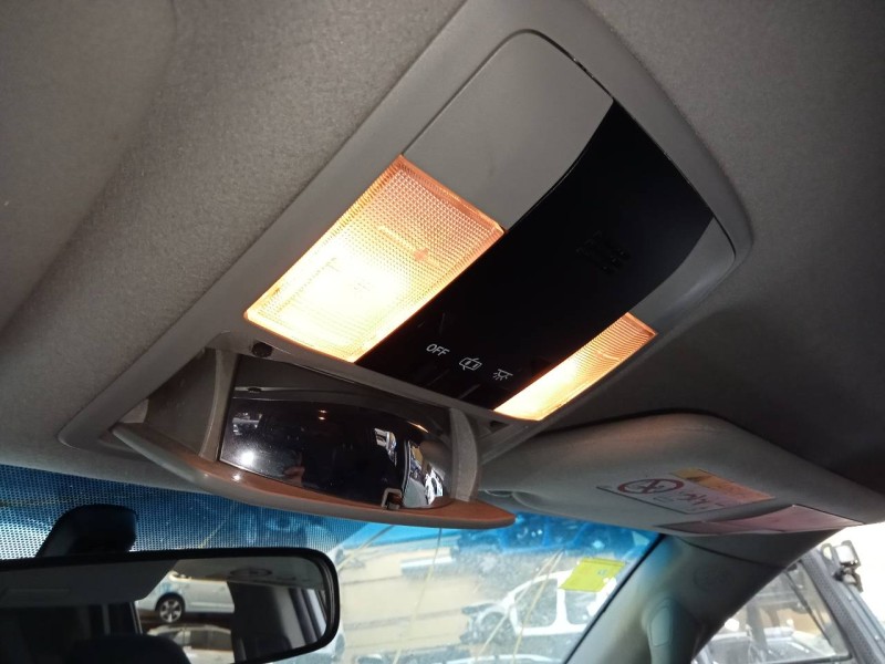Recambio de luz interior para toyota land cruiser (j15) gx referencia OEM IAM   