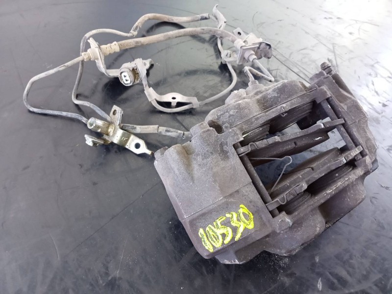 Recambio de pinza freno delantera derecha para toyota land cruiser (j15) gx referencia OEM IAM   P1-B3-7