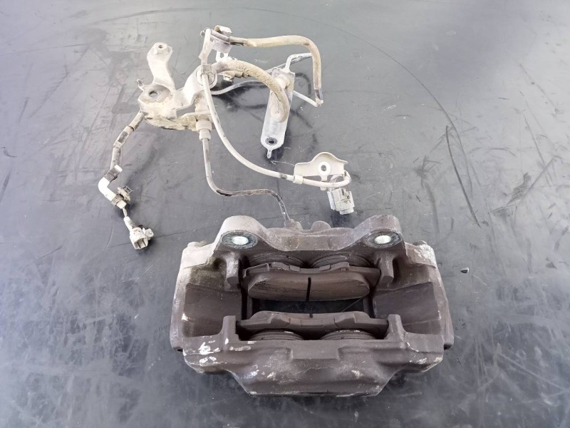 Recambio de pinza freno delantera derecha para toyota land cruiser (j15) gx referencia OEM IAM   P1-B3-7