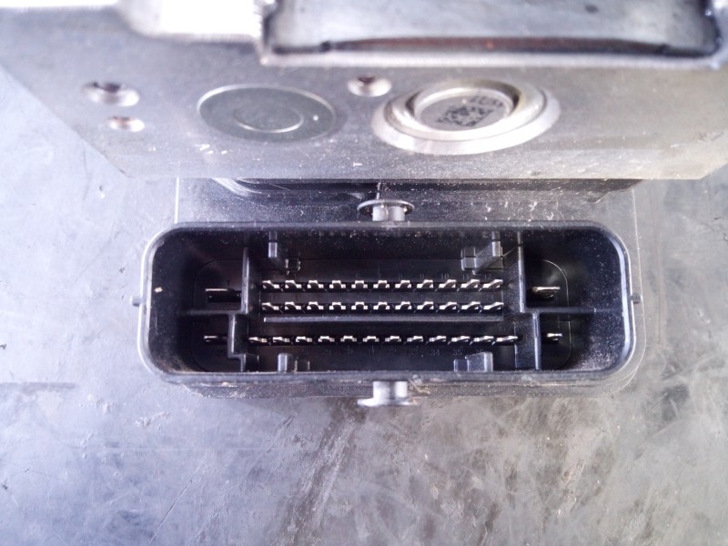 Recambio de abs para citroën c-elysée shine referencia OEM IAM 9817031680  P3-A8-18-4