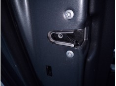 CERRADURA PUERTA TRASERA IZQUIERDA 