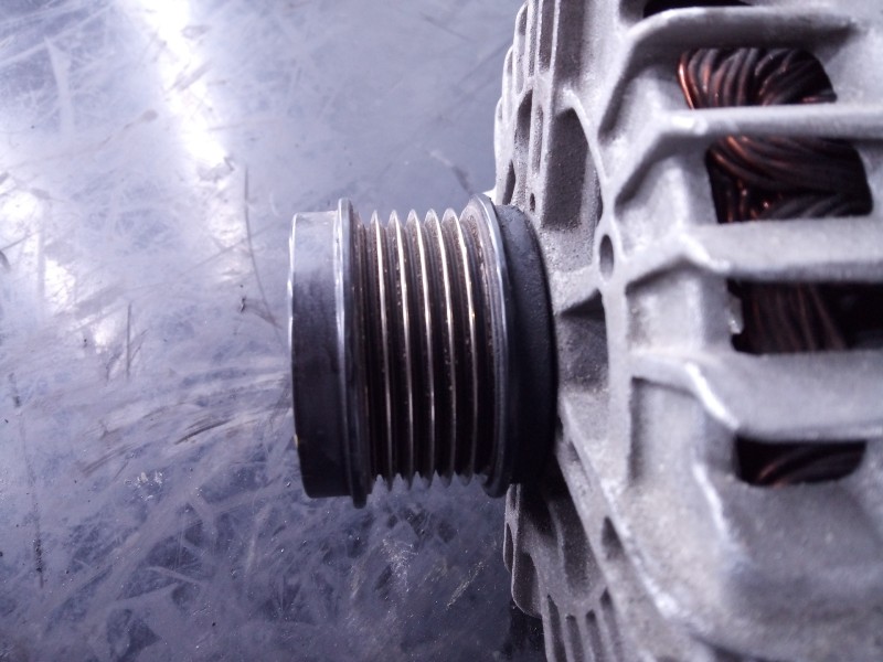 Recambio de alternador para citroën c-elysée shine referencia OEM IAM 9810525380  P3-A5-3-3