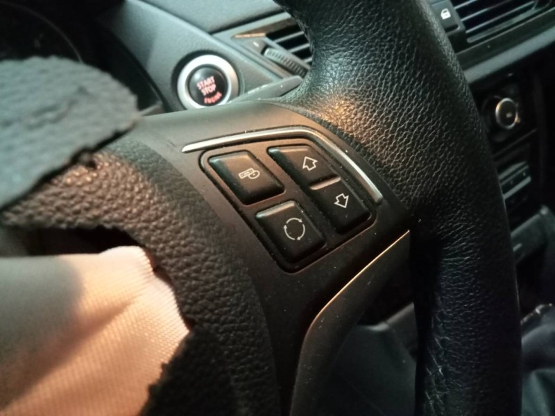 Recambio de volante para bmw x1 (e84) sdrive 18d referencia OEM IAM   