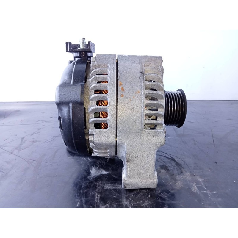 Recambio de alternador para bmw serie 3 touring (f31) 320d efficientdynamics edition referencia OEM IAM 764013104  P3-B5-12-2