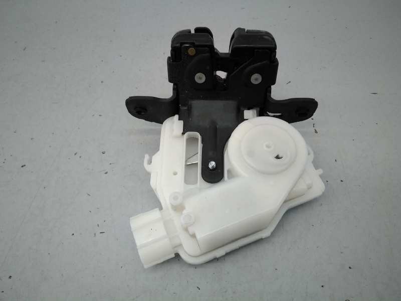 Recambio de cerradura maletero / porton para toyota auris active referencia OEM IAM   E3-B2-15-3