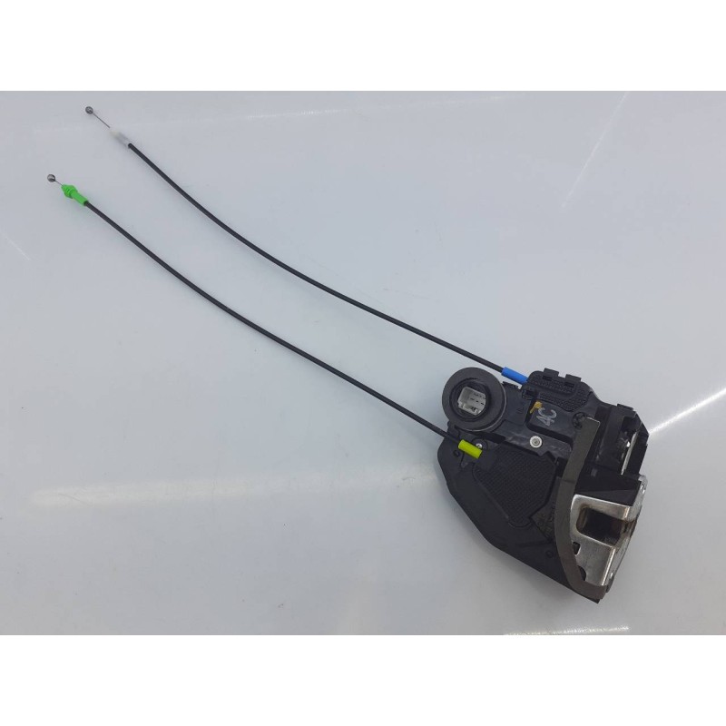Recambio de cerradura puerta trasera izquierda para toyota auris active referencia OEM IAM   E2-B4-8-2