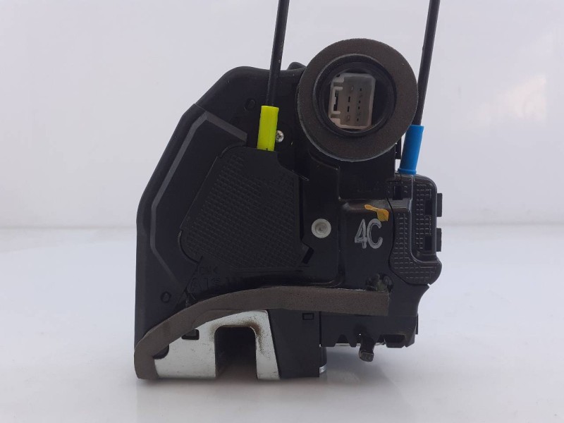 Recambio de cerradura puerta trasera izquierda para toyota auris active referencia OEM IAM   E2-B4-8-2