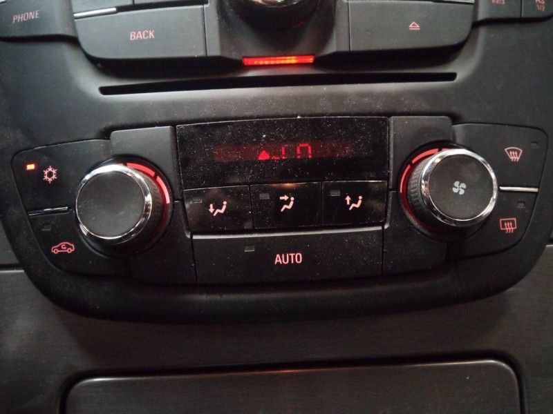 Recambio de mando climatizador para opel insignia berlina cosmo referencia OEM IAM L3273095  E3-A5-38-2