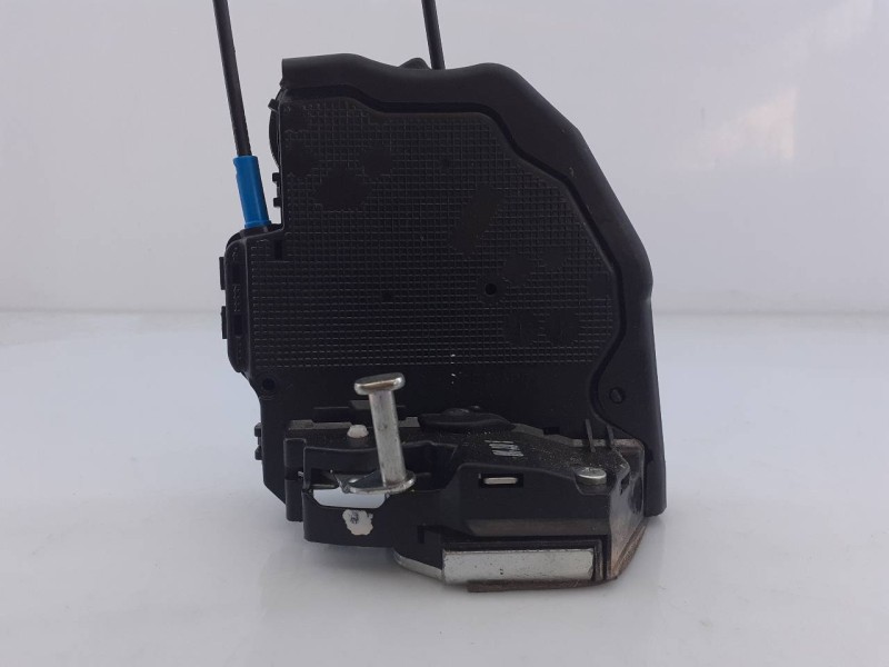 Recambio de cerradura puerta trasera izquierda para toyota auris active referencia OEM IAM   E2-B4-8-2