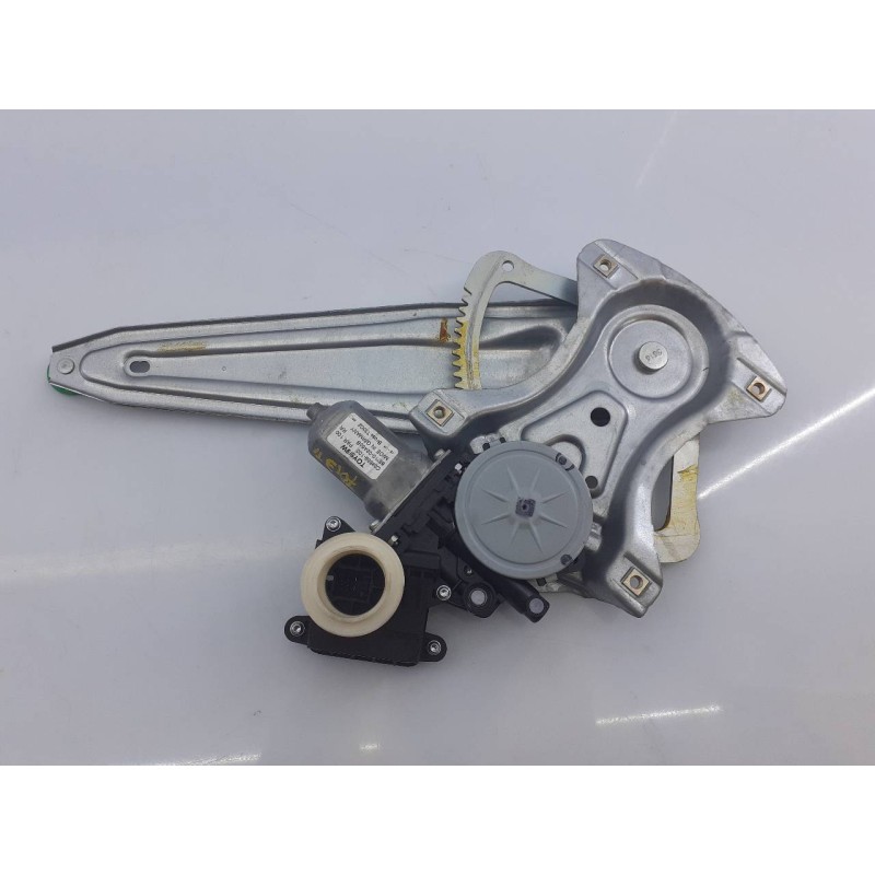 Recambio de elevalunas trasero izquierdo para toyota auris active referencia OEM IAM   E2-B4-8-2