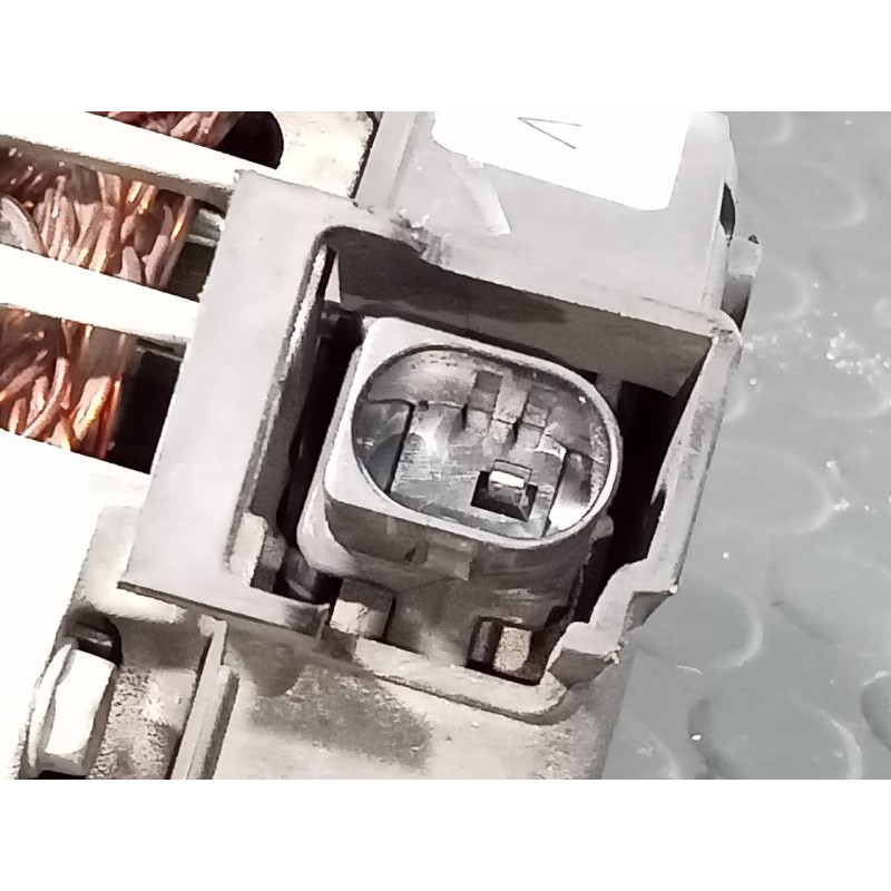 Recambio de alternador para kia rio concept referencia OEM IAM 373002A950 2617561 P3-B6-3-2