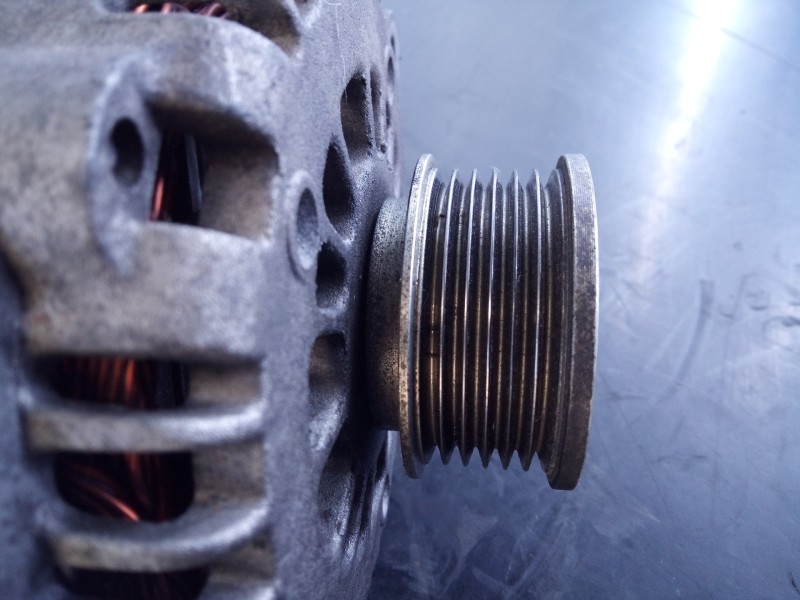 Recambio de alternador para ssangyong rexton w limited 4wd referencia OEM IAM A6711540202  P3-A5-27-3