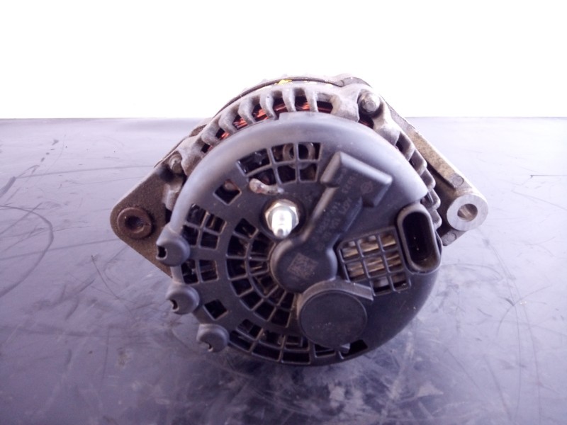 Recambio de alternador para ssangyong rexton w limited 4wd referencia OEM IAM A6711540202  P3-A5-27-3