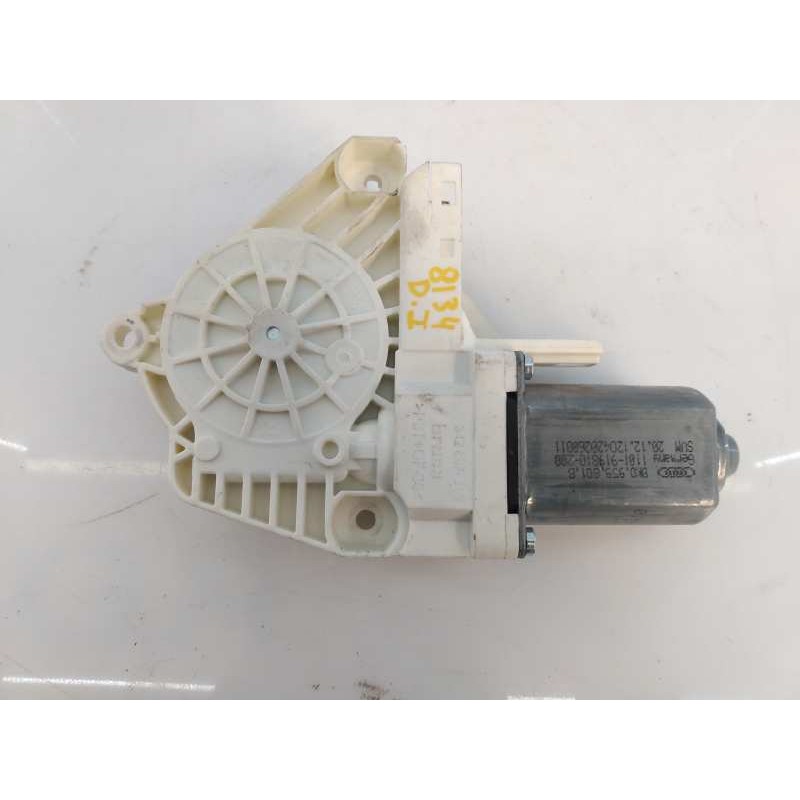 Recambio de motor elevalunas delantero izquierdo para porsche cayenne (typ 92aa) diesel platinum edition referencia OEM IAM 8K09