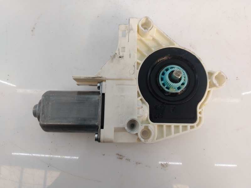 Recambio de motor elevalunas delantero izquierdo para porsche cayenne (typ 92aa) diesel platinum edition referencia OEM IAM 8K09