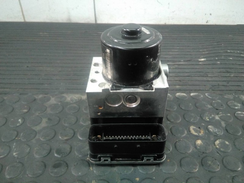 Recambio de abs para porsche cayenne (typ 92aa) diesel platinum edition referencia OEM IAM 7P0614517P 10021209464 P3-A8-12-2