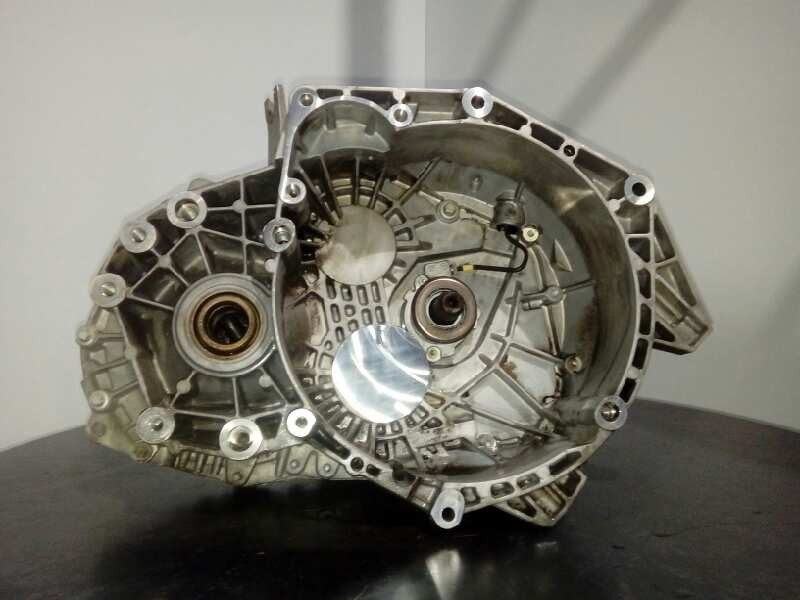 Recambio de caja cambios para opel zafira tourer selective referencia OEM IAM F40 R11153585AJZ M1-B4-148