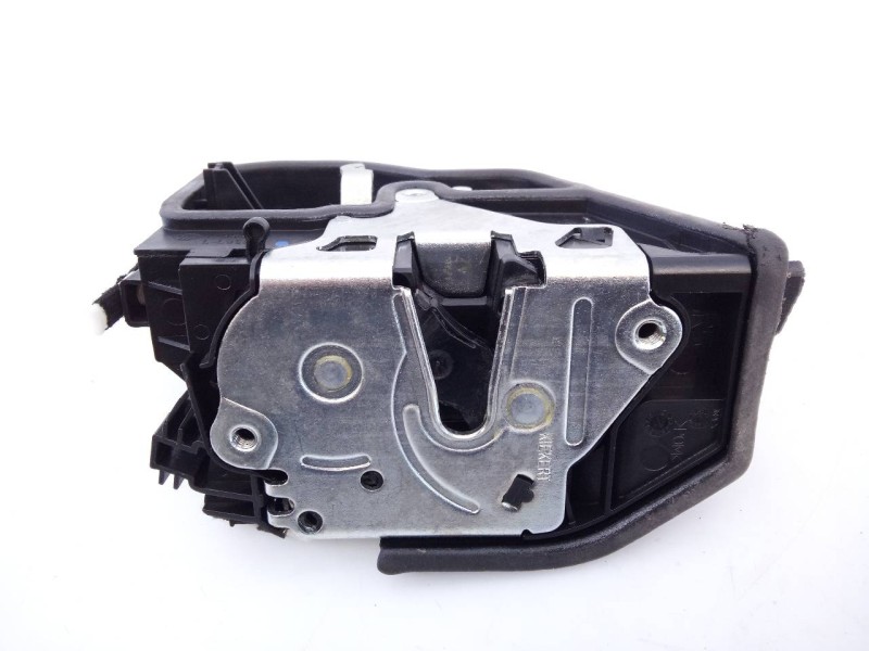 Recambio de cerradura puerta trasera derecha para bmw serie 3 touring (f31) 320d efficientdynamics edition referencia OEM IAM 72