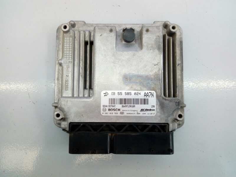 Recambio de centralita motor uce para opel zafira tourer selective referencia OEM IAM 55585024 0281018769 E3-A5-17-5