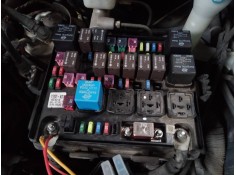 CAJA RELES / FUSIBLES Y292K01 15E02N 