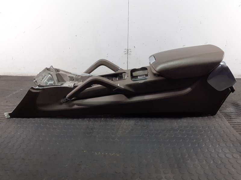 Recambio de consola central para porsche cayenne (typ 92aa) diesel platinum edition referencia OEM IAM 45800001 4580110002 P2-A2