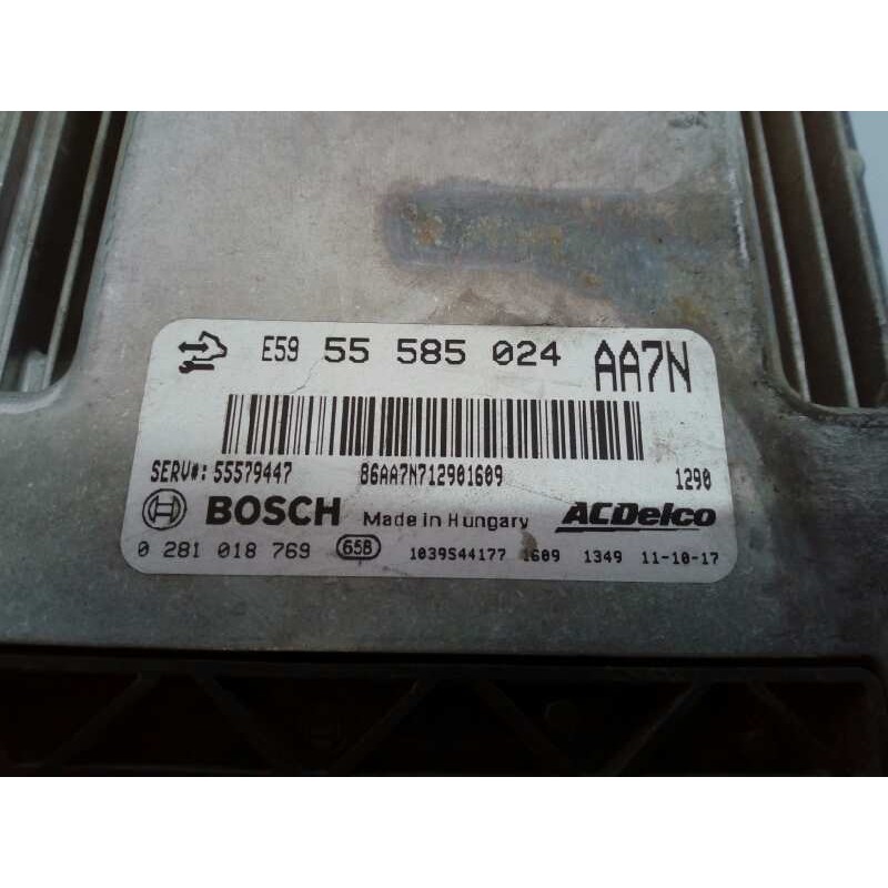 Recambio de centralita motor uce para opel zafira tourer selective referencia OEM IAM 55585024 0281018769 E3-A5-17-5