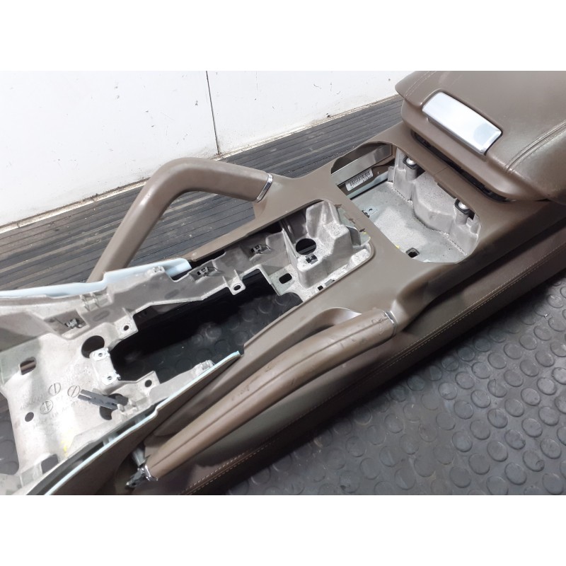 Recambio de consola central para porsche cayenne (typ 92aa) diesel platinum edition referencia OEM IAM 45800001 4580110002 P2-A2