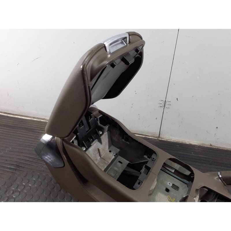 Recambio de consola central para porsche cayenne (typ 92aa) diesel platinum edition referencia OEM IAM 45800001 4580110002 P2-A2