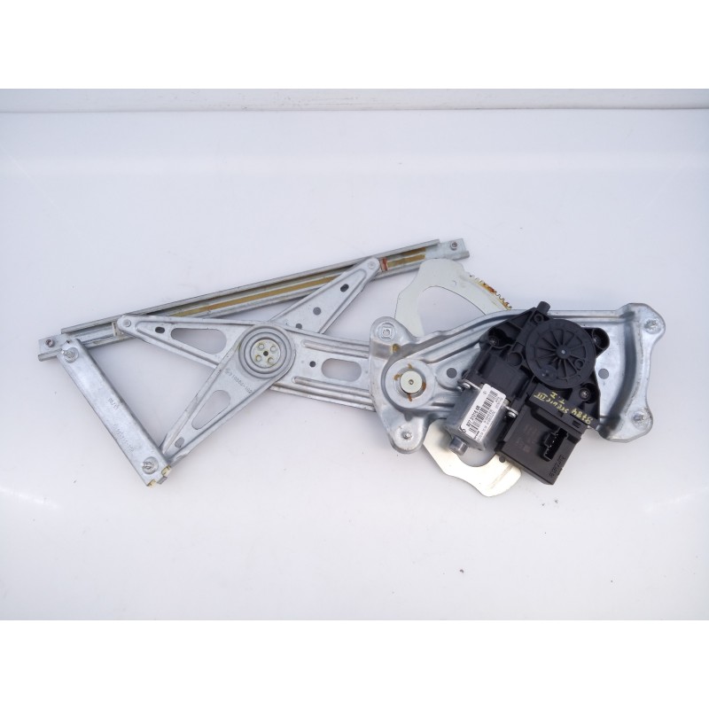 Recambio de elevalunas trasero izquierdo para renault scenic iii dynamique referencia OEM IAM 827310166R  E1-A1-28-1