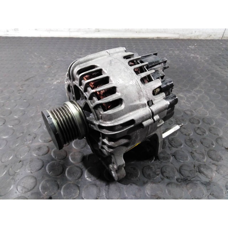 Recambio de alternador para seat leon st (5f8) fr advanced referencia OEM IAM 03L903023J TG12C113 P3-A4-14-3